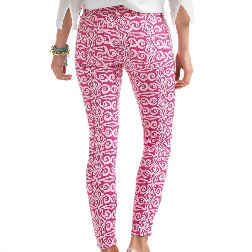 Vineyard Vines Pink & White Damask Scroll Print Stretch Skinny Jeans - Picture 2 of 12